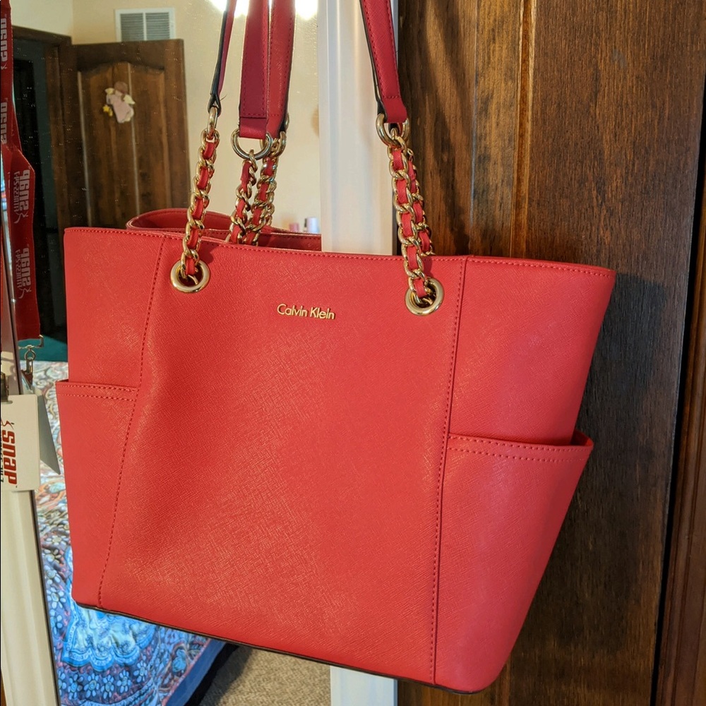 Calvin Klein Watermelon Colored Tote🍉👜
